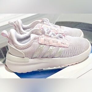 Toddler Girl Adidas Sneakers, no tie